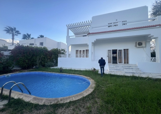 A Louer Grande Villa Gammarth Superieur