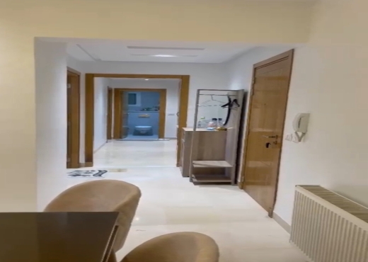 VENTE S2 RICHEMENT MEUBLÉ - image 4